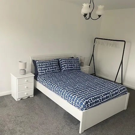 Teach Cara - 5 Bedroom -