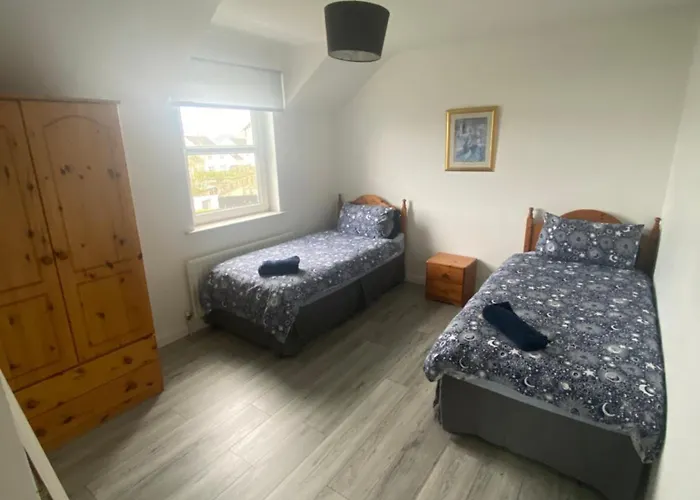 Teach Cara - 5 Bedroom - Semesterbostad Culdaff